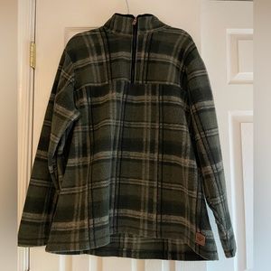 Men’s XL flannel material. Great condition